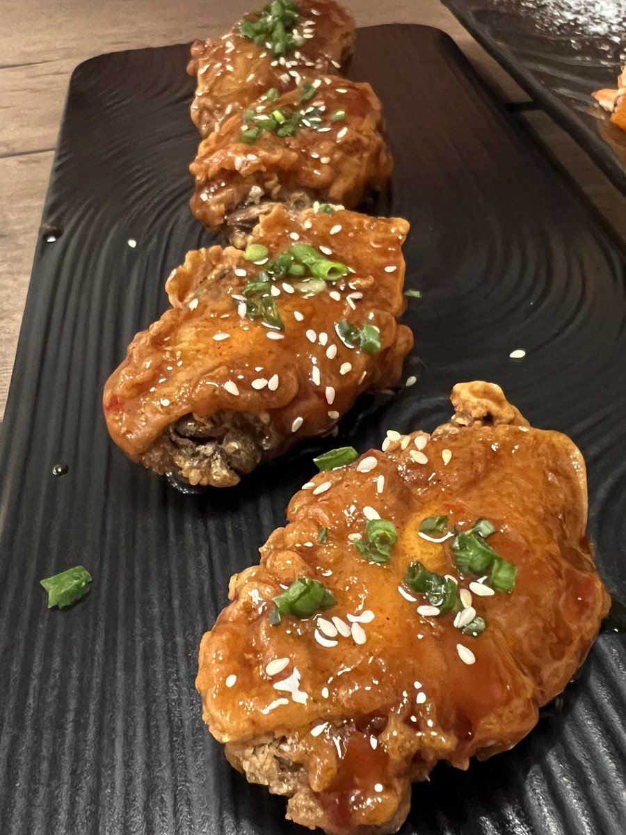 zuuztop's tweet photo. อร่อยแบบนี้  มีที่หนองจอกน่ะ https://t.co/4TWTaN1zyv https://t.co/g1Ts80Pegr