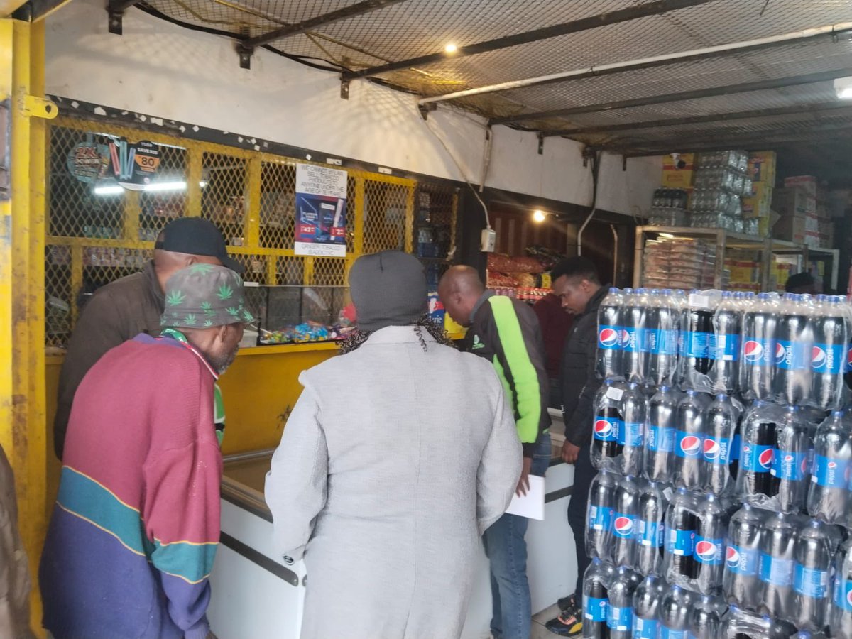 ActionSATshwane's tweet photo. ActionSA Tshwane Caucus conducts inspection at illegally owned spaza shops. The councillors are accompanied by metro police &amp; @CityTshwane officials. One of the shop owners is in possession of a South African drivers license, yet he is not in possession of a valid ID or passport. https://t.co/giips109Jh