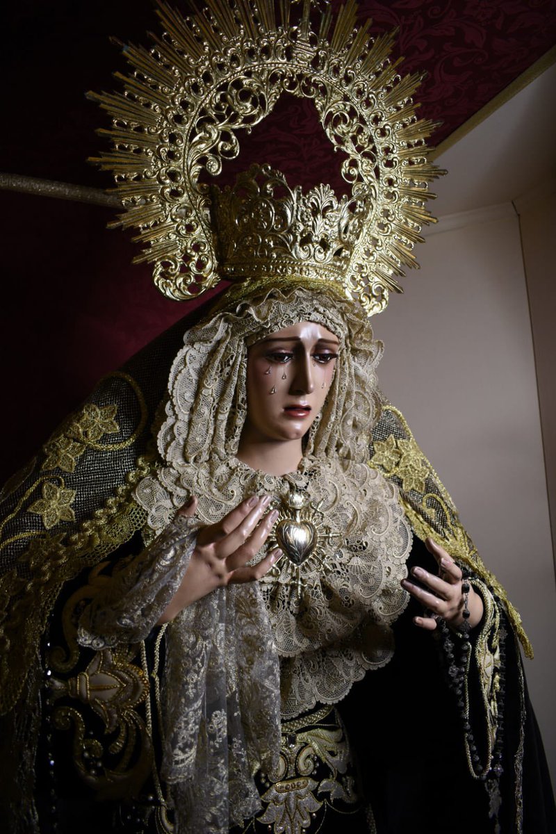 #Oficial | La Madre de Mataró se viste de luto para el mes de los difuntos. 
Santísima Virgen de los Dolores, ruega por nosotros. 

#CaptiuDolors