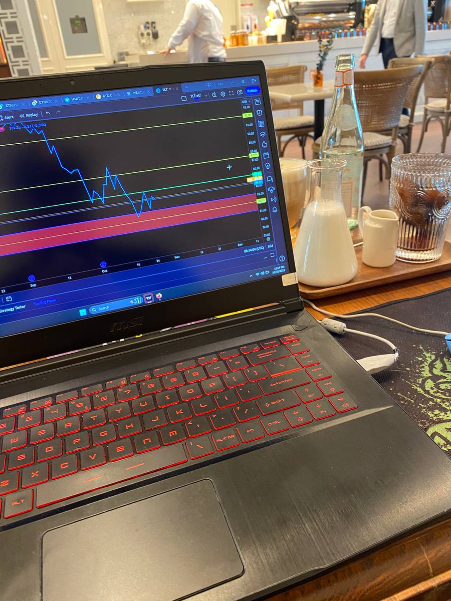 MisterSpread tweet media