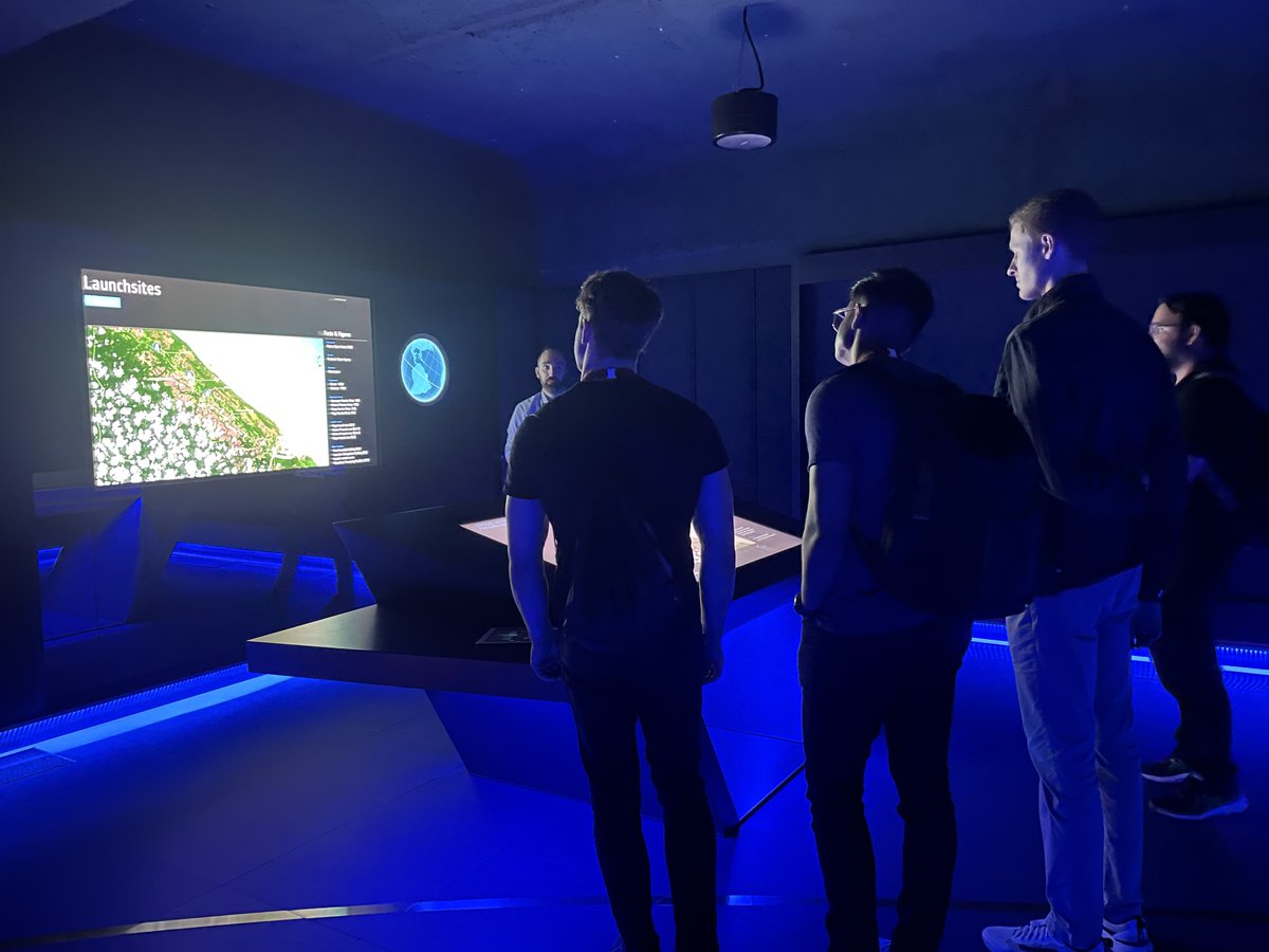 EO_OPEN_SCIENCE's tweet image. Last week we had at @esa #ESRIN site (in Italy📍🇮🇹), the winners of the EO Dashboard Hackathon. 
Revisit #eodash results👇esa.int/Applications/O…

🏆As part of their award, the winners got to visit the phi-experince as well as other interesting sites at ESRIN!