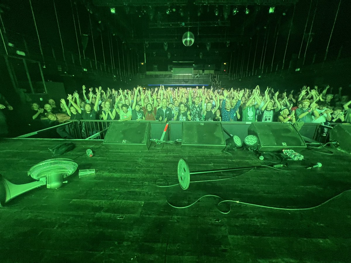 Sleaford Mods tweet media
