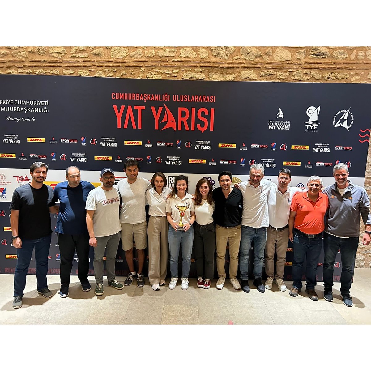 ⛵️🏆 27-28–29 Ekim’de düzenlenen Cumhuriyet 100. Yıl Kupası’nda; Gezi sınıfında Tusaş Yelken Takımı - Hedef Yelken 1. olurken, IRC 5’te Hedef Yelken 8, 3. oldu. 

Tüm ekipleri tebrik ederiz.

📧 iletisim@hedefyelken.com

📞 +90 850 217 8380

hedefyelken.com