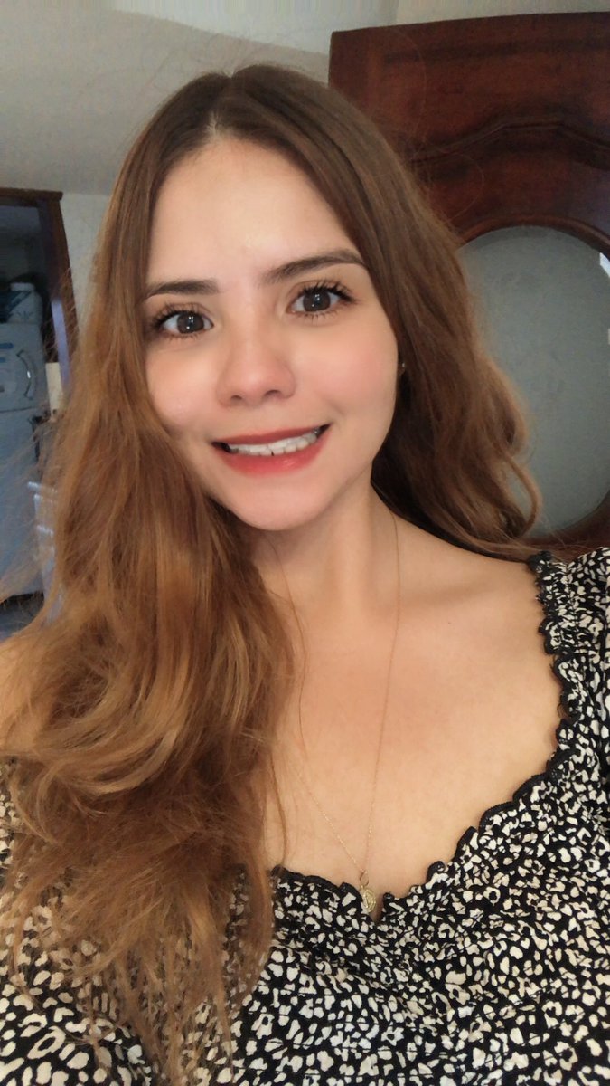 tunita_potosina's tweet photo. Este 2023 me cambié el color de cabello varias veces, los primeros 6 meses fui rubia, después unos 3 meses regresé a mi castaño y ahora experimenté con el cobrizo y me encantó!!! 🫶🏻🫶🏻🫶🏻🫶🏻🫶🏻 https://t.co/p70LOs6ycC