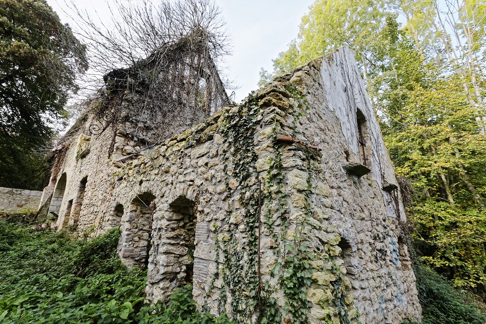 presse_30's tweet image. Cette fois-ci une association se lance dans la restauration de la chapelle de la nativité - #valhazey
#chapelle #crypte #Bethléem #LeParisien #eure #Normandie
