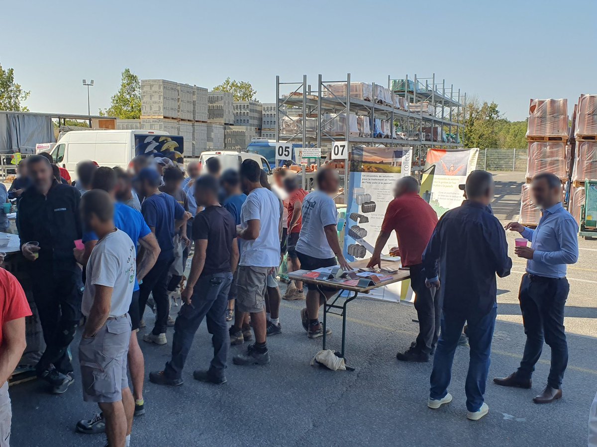 C'était une super journée à #Lalbenque, dans le 📍46, pour #Marion, présente lors de la journée portes ouvertes de <a href="/chaussonmat/">amirul</a> ! 🎉

 #JPO #JournéePortesOuvertes