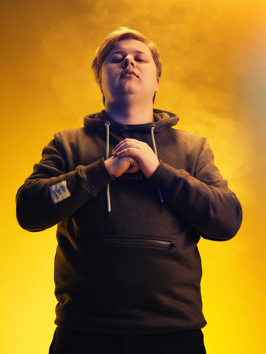 I think I see balloons on his profile 👀

Su gimtadieniu <a href="/ceNder1337/">ceNder</a> 🥰🥳