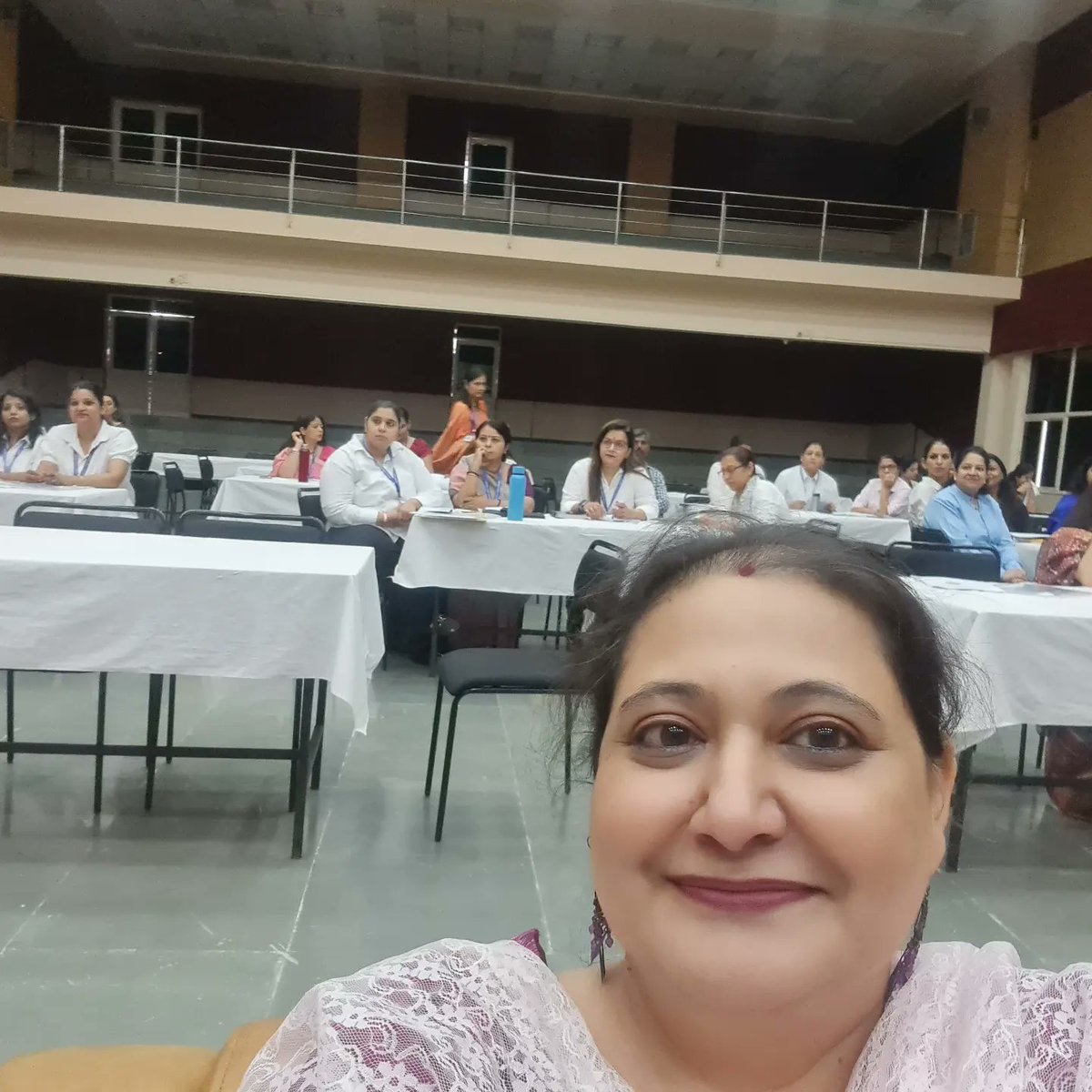 GKPasionpreneur's tweet photo. Thoroughly enjoy bringing awesome gamified training to my mentees using @edpuzzle and @GoogleWorkspace.
See how I keep myself super busy clicking pictures while my mentees go through the video assignments shared with them.
#NextEdpuzzleAmbassador
#LifelongLearner #EduInfinity https://t.co/FATbeLXMD4