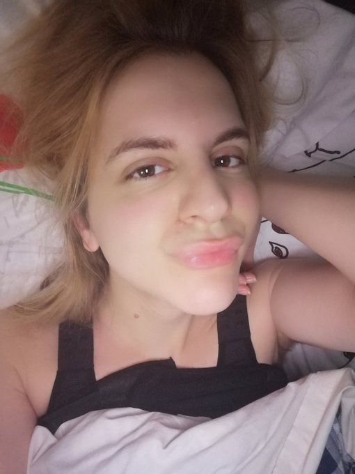 Good morning! https://t.co/7A3k3LB91s<a href="/tag/sunshine"class="tags"><span>#sunshine</span></a><a href="/tag/sundayvibes"class="tags"><span>#sundayvibes</span></a>