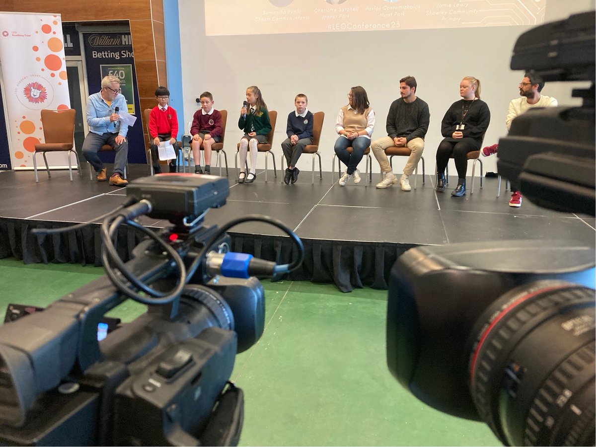 LGfL's tweet image. We are at the fantastic @LEOacademies  conference with 450+ teachers from the LEO Community! 

LGfL is proud to partner with such a dynamic, high-achieving and innovative group of teachers, leaders ... and learners!