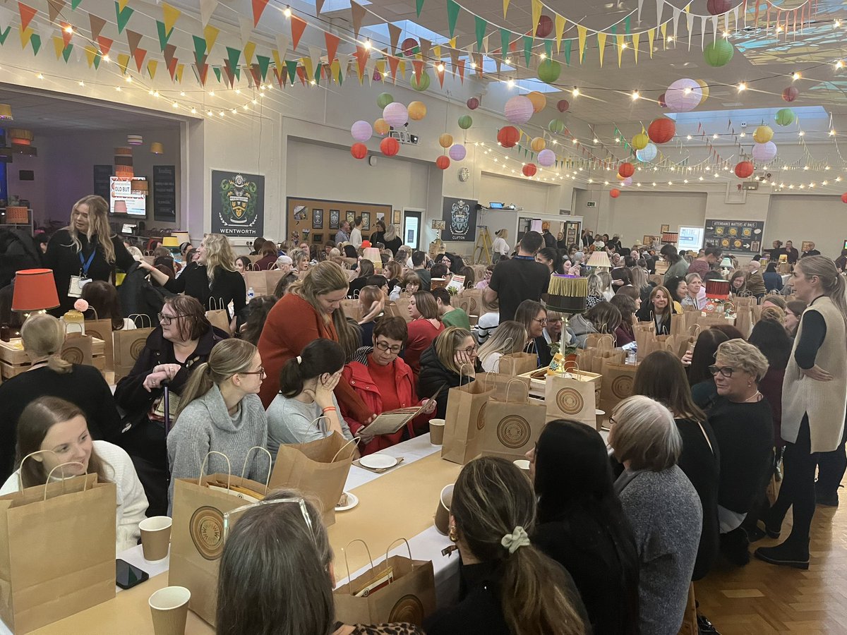 mel_4nie's tweet photo. Everyone in the Trust should be someone you respect &amp; can learn from! @WhiteWoodsPAT1 #wwpatfestivaloflearning2023 https://t.co/sa9rOL9AW8
