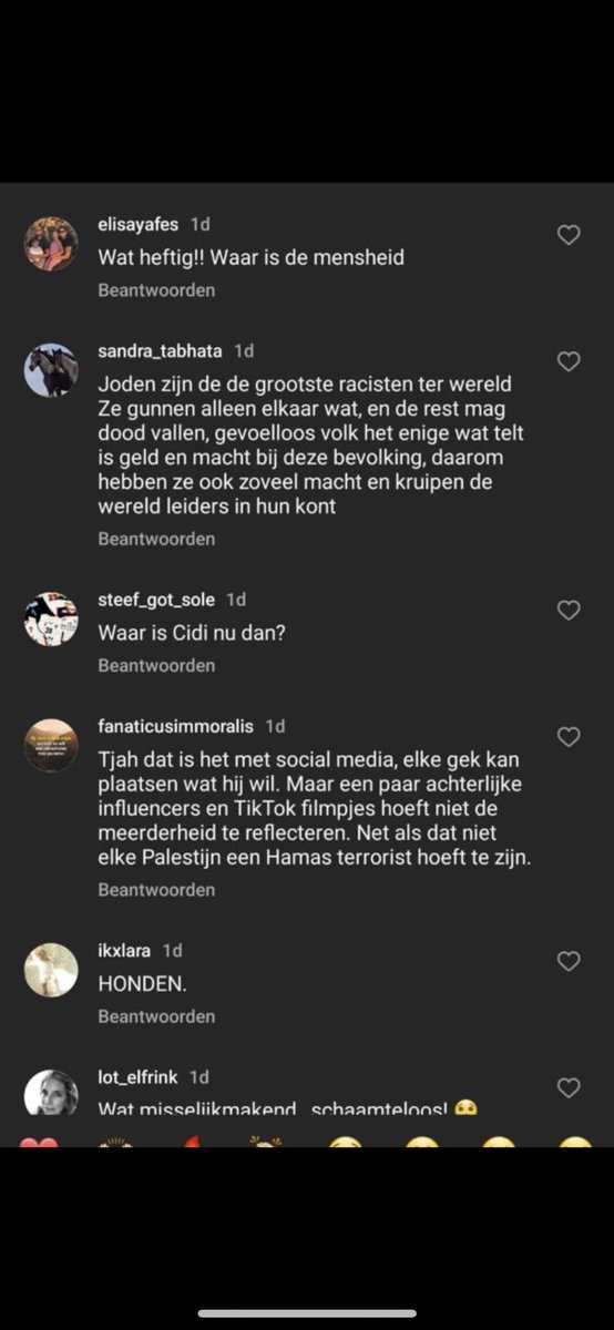 Esther_Voet's tweet image. Even een bloemlezing van wat er zoal op de website #Cestmocro wordt geplaatst. Meer dan een miljoen volgers. En wij vragen ons nog af waar de hetze vandaan komt? Ook S10 is fan van deze site, die nepnieuws publiceert en niets rectificeert. Tijd om in te grijpen ⁦@Het_OM⁩