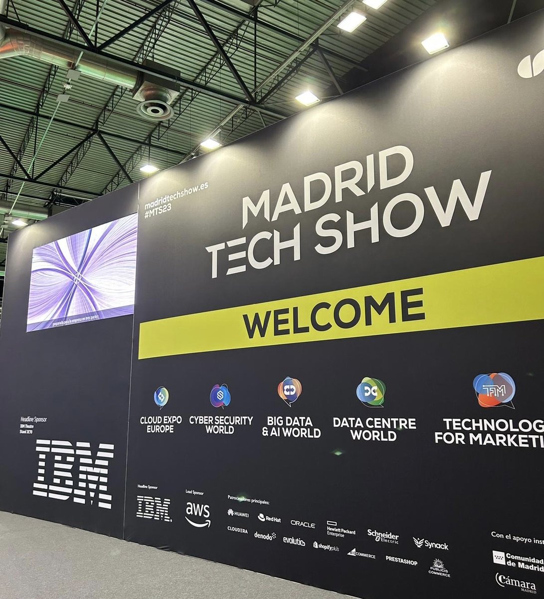 Hoy y mañana estamos en #MadridTechShow, hablando de lo último en #tecnología, #IA, #watsonx y mucho más. ¡Te esperamos en el stand 3E70!