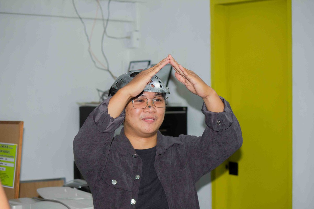 ChanzGlobal's tweet photo. We at #ChanzGlobal, along with brands #FilipinoArtPH and #WaterDeliveryPH, also know how to have fun! Catch a glimpse at our #Halloween2023 party! https://t.co/L5nfq6Vy71