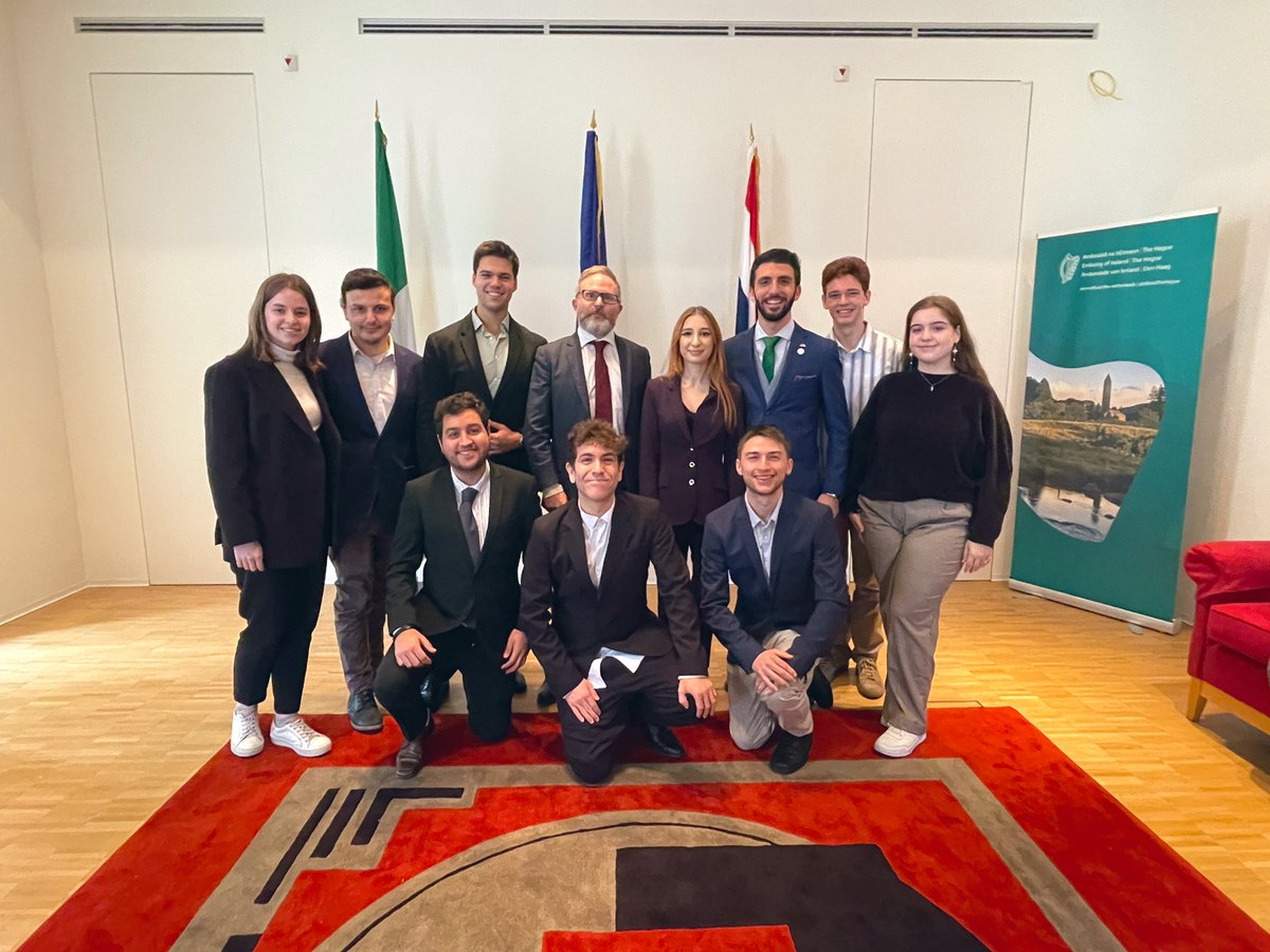 IrelandinNL's tweet image. Fantastic to meet representatives from @BETA_Europe at the Embassy this morning. 🤝

BETA is a non-profit youth association with national chapters in 16 countries that organise political simulations such as #ModelEU, allowing young people to engage in politics. 🇪🇺