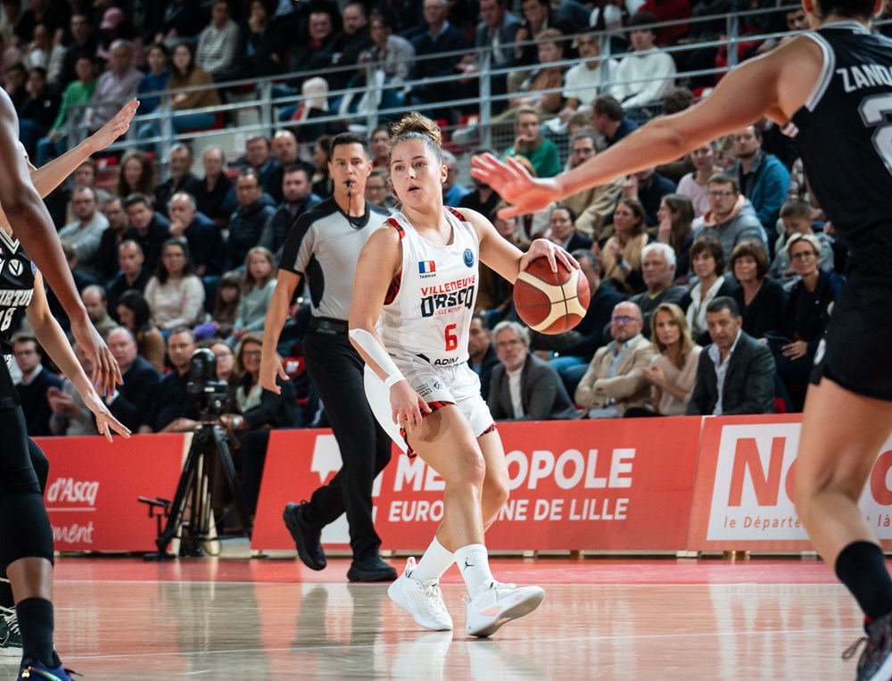 La française de la J4 🇨🇵 : j'ai hésité avec Tadic, mais la perf de Caroline Heriaud lors de la victoire face à la @VirtusSegafredo mérite d'être soulignée ! 15pts/6rbds/6asts 🔥🔥
#euroleaguewomen #allezlesguerrieres