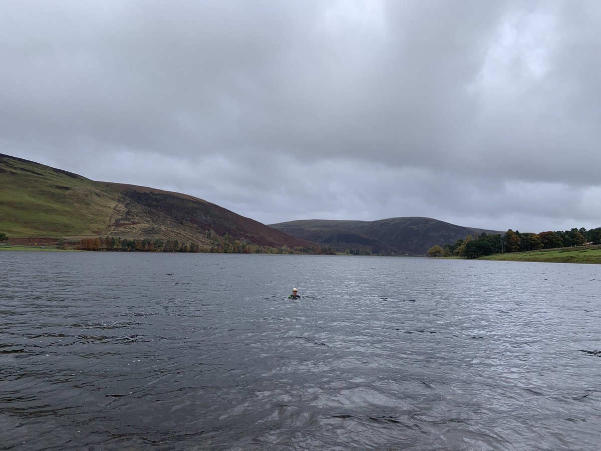 DenisRobson2's tweet photo. Grey October day for swim 28 in the @MamieMartinFund  #birthday30 challenge. #girlseducation @ScotlandMalawi 
#dullweather #aintnosunshine #hotchocolate #cake #goodmood https://t.co/Bt4W68p1rt