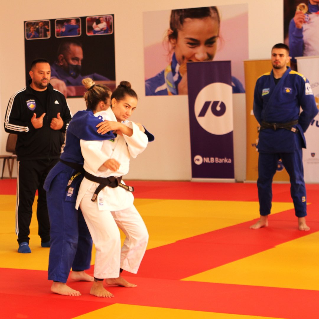 KosovaJudo tweet picture