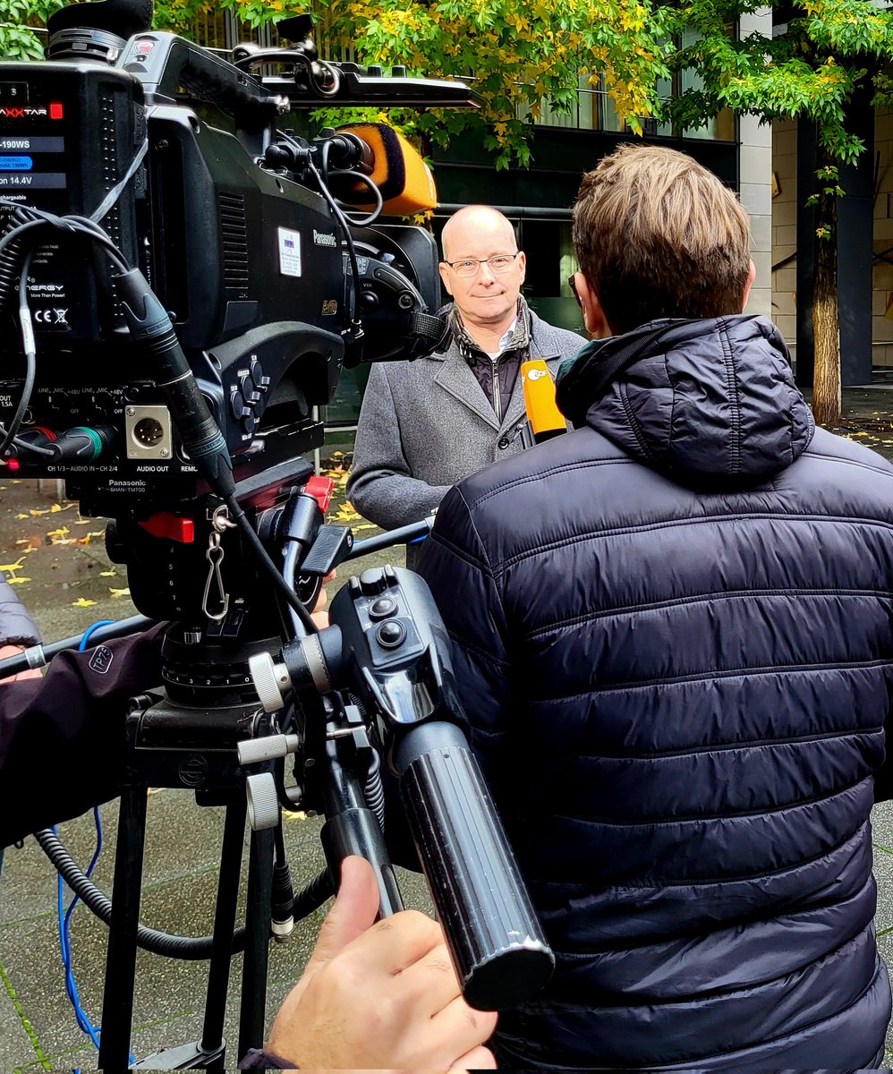 Heute findet die abschließende Sitzung der Enquete-Kommission "Zukunftsstrategien zur Katastrophenvorsorge" statt. Unser MdL <a href="/GerdSchreiner/">Gerd Schreiner 🇪🇺</a> hat dazu mit dem <a href="/ZDF/">ZDF</a> gesprochen. #TVTipp 📹📺 #Flutkatastrophe #Ahr