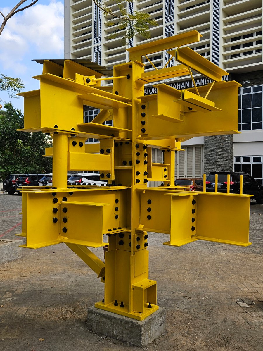 datajembatancom's tweet photo. @aisc hi this is our steel sculpture from universitas gadjah mada
Based on AISC steel sculpture detail https://t.co/Tnzs1skhMC