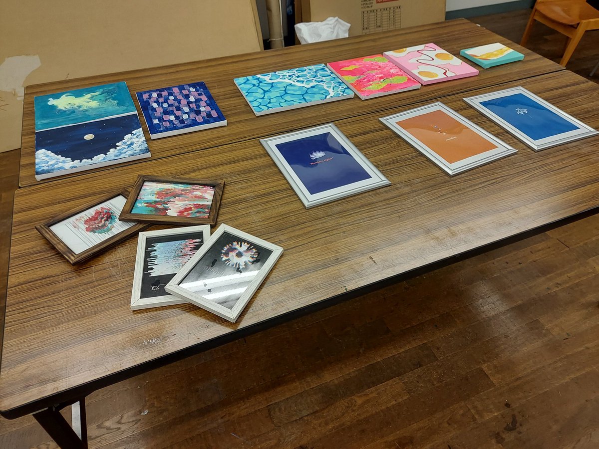 ypu_scc's tweet photo. こんばんはSCCです！！
華月祭の展示プレを行いました🤩
11月4日～11月5日に作品の展示と物販を行いますので是非お越しください(っ ॑꒳ ॑c) https://t.co/FKJFcPEsoa
