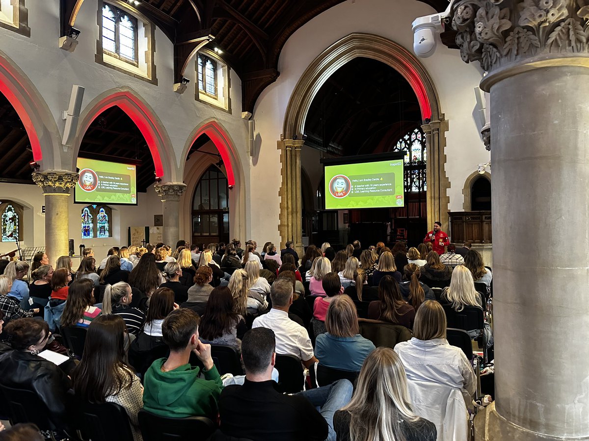 mattdh_edu's tweet photo. Our Trust INSET Day is underway, with the brilliant @BradleyDardis taking the stage!
The partnership between @LGfL and @EppingTrust looking at how we can use technology to design learning experiences for all users. https://t.co/pC3L4KSMU0