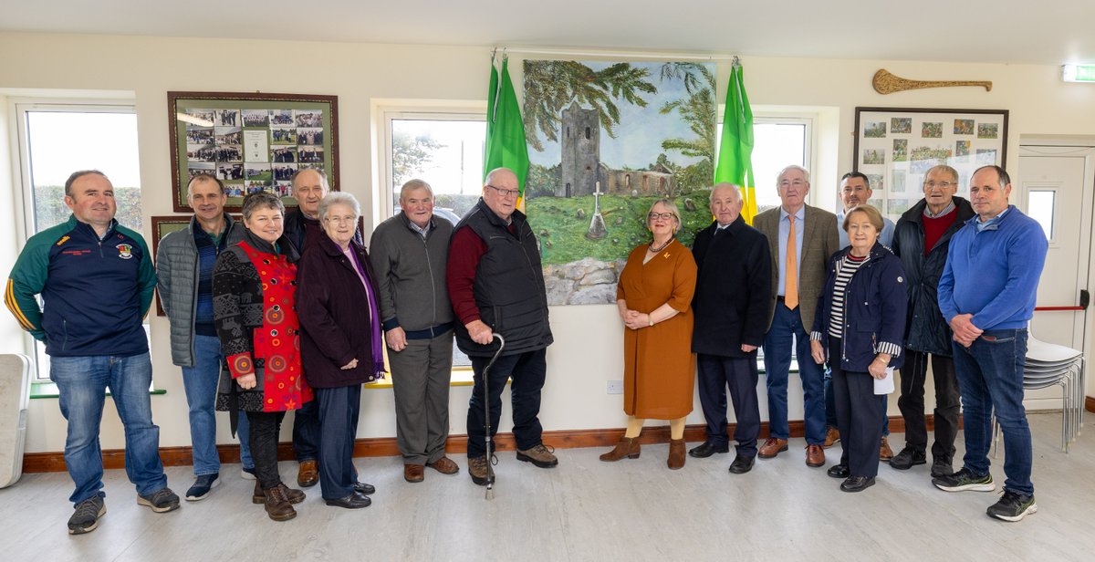 Creative Laois (@creativelaois) on Twitter photo We were delighted☺️ to attend the unveiling of the painting of Dysart Enos old Church by artist Aileen Donovan at Park Ratheniska GAA last Sunday. This project was funded by Creative Ireland as part of our heritage through art community grant.🎨
Photos Alf Harvey
<a href="/creativeirl/">Creative Ireland</a> We were delighted☺️ to attend the unveiling of the painting of Dysart Enos old Church by artist Aileen Donovan at Park Ratheniska GAA last Sunday. This project was funded by Creative Ireland as part of our heritage through art community grant.🎨
Photos Alf Harvey
<a href="/creativeirl/">Creative Ireland</a>