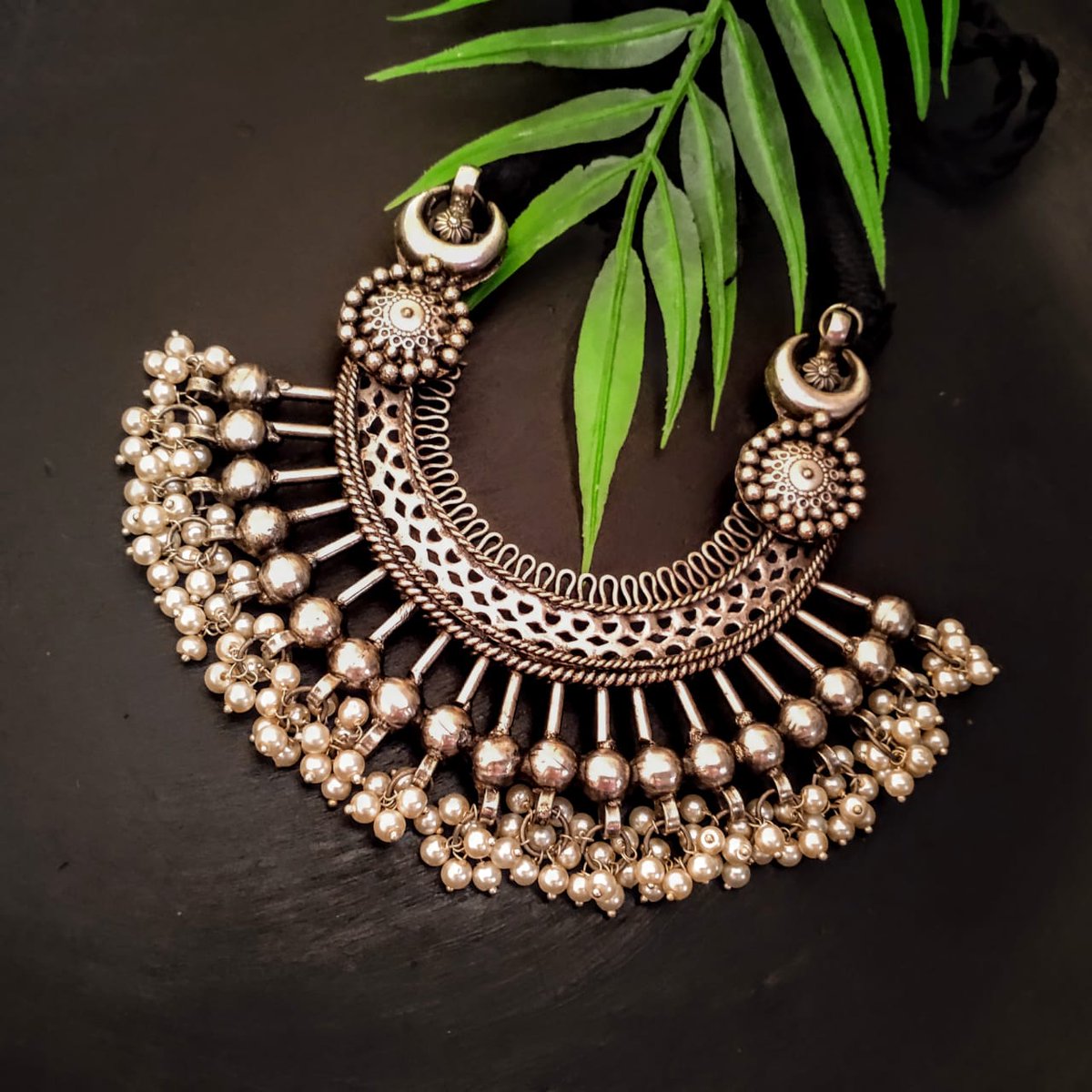 whatsinmytrunk's tweet image. Embrace the allure of oxidized jewelry, a fusion of tradition and modern style. 🌟💎 #OxidizedElegance #TimelessBeauty #ArtistryInMetal"
Visit our website at whatsinmytrunk.com