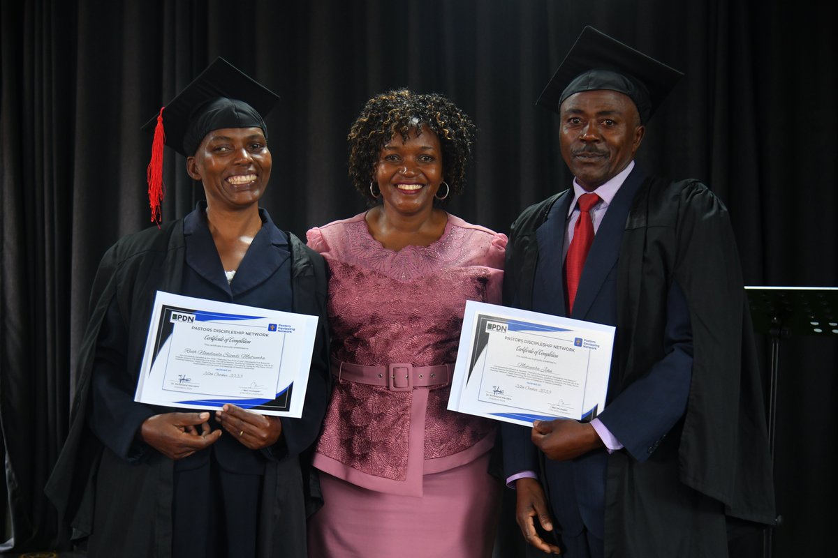 pdn_network's tweet photo. We celebrate 180 graduates who completed the first level of the #PDN Discipleship hub module resource book; "Pastoring The Flock of God".
#ResourceSharing
#strategicpartnerships
#pastoringtheflockofgod
@isaaccliff  
@LoisNangudi
@Cornerstone_23 https://t.co/XxlHOia3LG