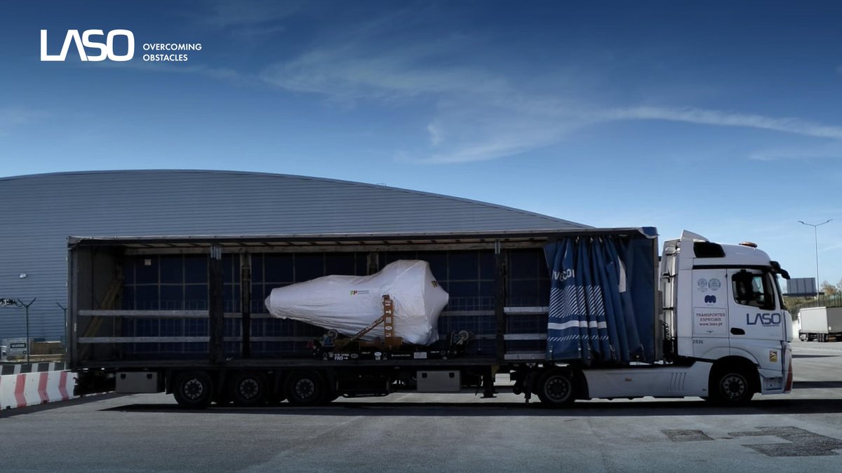 Recentemente, efetuámos o transporte e a movimentação de um motor de avião.  

O motorista responsável por esta operação foi o Serhiy Andreyev.

#overcomingobstacles #ultrapassamosobstaculos #wearetogether #estamosjuntos #Laso