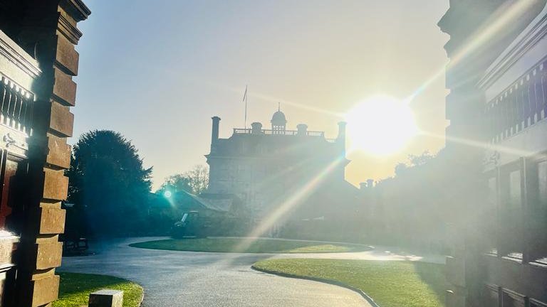 NTKingstonLacy's tweet photo. Good morning, beautiful
#KingstonLacy #Morning #MorningSun #Sunlight #AutumnSunlight
📷National trust/Andy Hayter https://t.co/rHInFVWwah