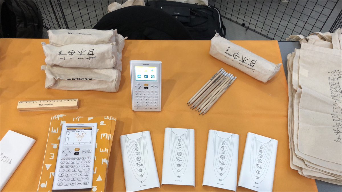 NumWorksFR's tweet photo. L’équipe @NumWorksFR est présente à l'@UdPPC de Clermont-Ferrand ! N’hésitez pas à venir nous rencontrer ! 😀

#UdPPC #numworks https://t.co/wTTVAjymJK