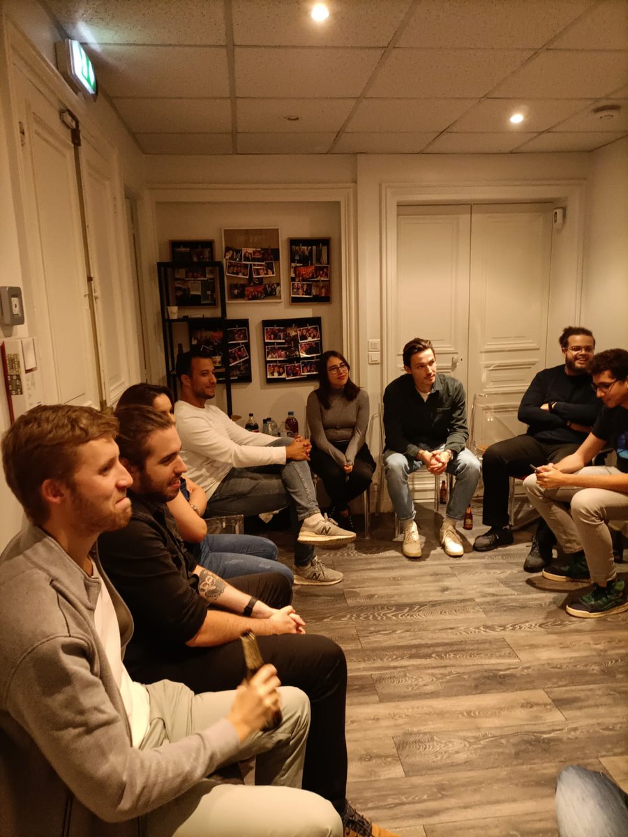 🍻🎮Nouveauté dans nos soirées Coopt’ail : apéro, Time's Up et Loup-garou express version recruteurs, de quoi se régaler ! 🎲🃏
Toujours plein de passion et de talent chez ORNESS, merci à nos invité.es pour leur enthousiasme !
#IT #devops #recrutement #teambuilding