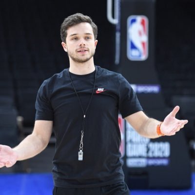 FcafdLeon's tweet photo. 🚨Charla con Adrián Carrión Armas de NBA Europe Operations y su ponencia “NBA – Una marca global” 🏀⛹️⛹️♀️⛹️♂️
Martes 31 de octubre a las 15:30 h en el Salón de Grados #FcafdLeon
Actividad gratuita. Plazas limitadas hasta completar aforo. Se emitirá certificado de asistencia. https://t.co/qbYlrdHh1s