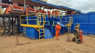 MolecularEn's tweet photo. 📢🇵🇾#Paraguay Exploration Well progress update 

📷The photos below show solids control equipment rigged up and ready to start drilling. Photos taken October 25th, at the Tapir-x1 wellsite.

#drillsite #progressupdate #explorationwell https://t.co/NGAPyntvWB