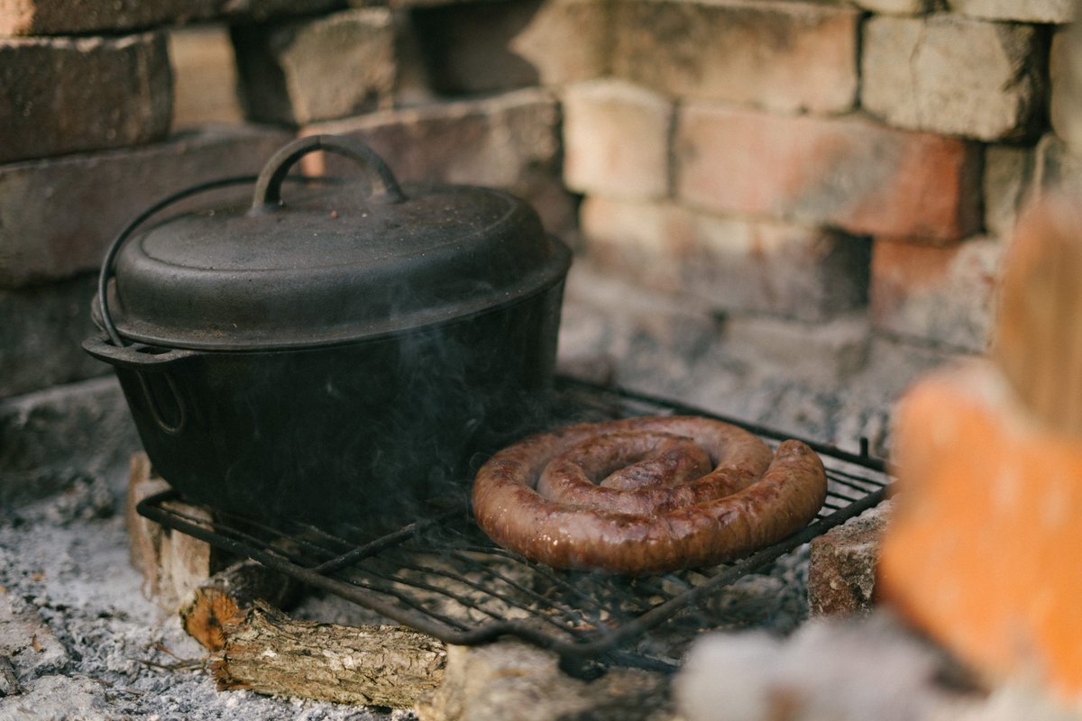 EasyCookGuide's tweet photo. Weekends are made for #culinary adventures! What's YOUR all-time favorite weekend dish?
Is it a hearty brunch, a sizzling #BBQ? Share your go-to weekend delight with us!
Check out our secret recipe for a mouthwatering Fresh #PolishSausage: https://t.co/xUuC4iBdMi
#EasyCookGuide https://t.co/YwA3zCKHZL