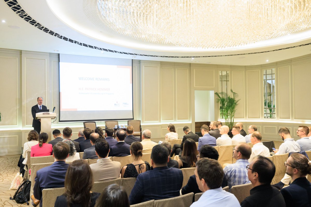 ccluxembourg's tweet photo. #GoInternational
🇸🇬🇱🇺 Day one of the Singapore trade mission led by President @fernandernster, we had an insightful Luxembourg-Singapore Business Forum! 🤝Valuable connections with industry leaders and experts from both countries led to engaging b2b talks with local prospects. https://t.co/WCaUlNnEF9