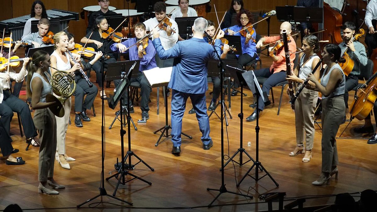 Orquesta Universitaria Maestro Valle tweet media