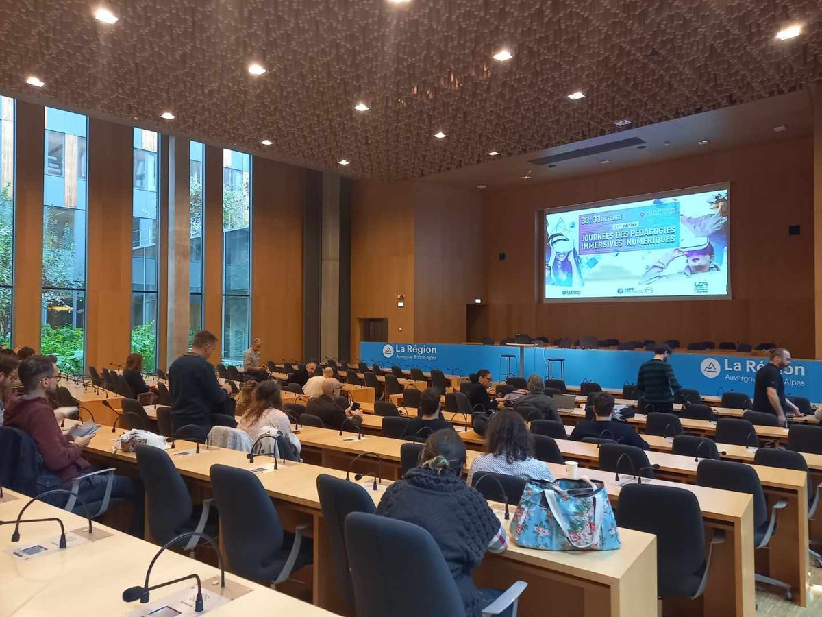 [Evènement] Présents aux journées des pédagogies immersives à Clermond Ferrand pour échanger autour des technologies immersives
<a href="/elans_UP/">ELANS</a> <a href="/UnivPoitiers/">Université de Poitiers</a>
