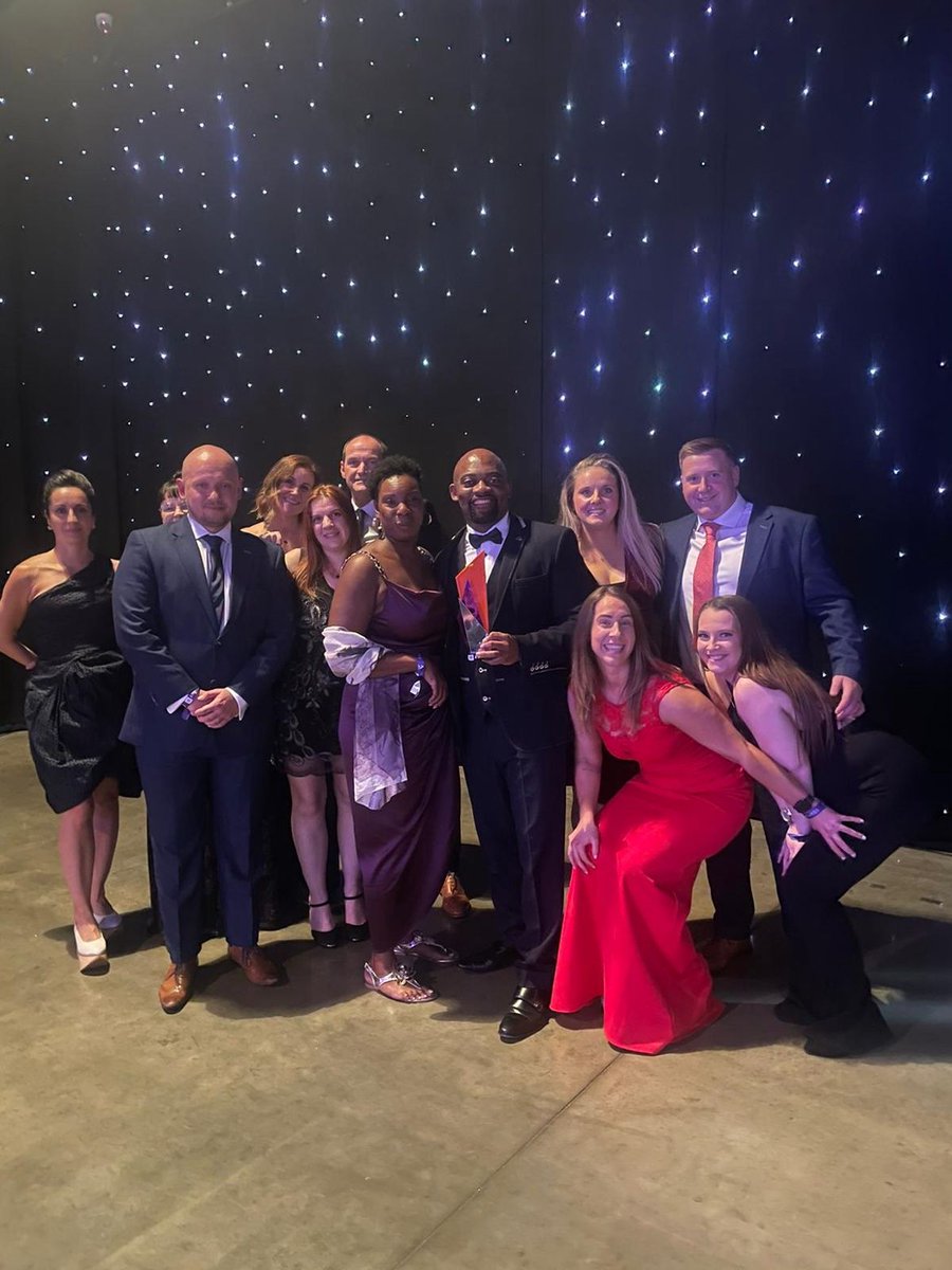 Wow! We are thrilled to have won the Digital Transformation Award at this year’s @_ukactive awards!

This is a testament to the hard work of our team and our commitment to delivering accessible health and wellbeing services to the @LBofHounslow
#ukactiveawards