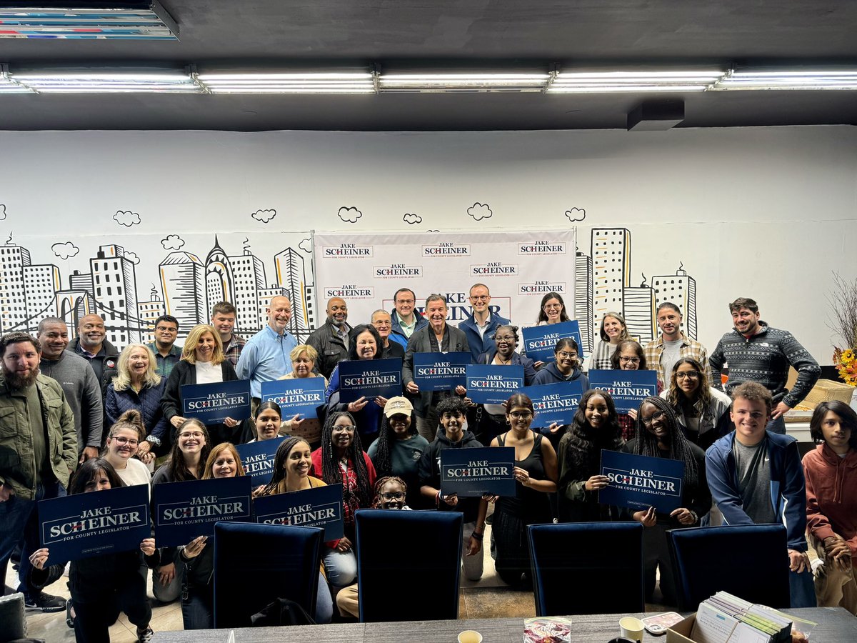 jnscheiner's tweet photo. Packed house at the campaign office yesterday! Thank you to @Tom_Suozzi for kicking us off. With just 8 days until Election Day, make sure you have a plan to get out and vote! https://t.co/kLfweijneq