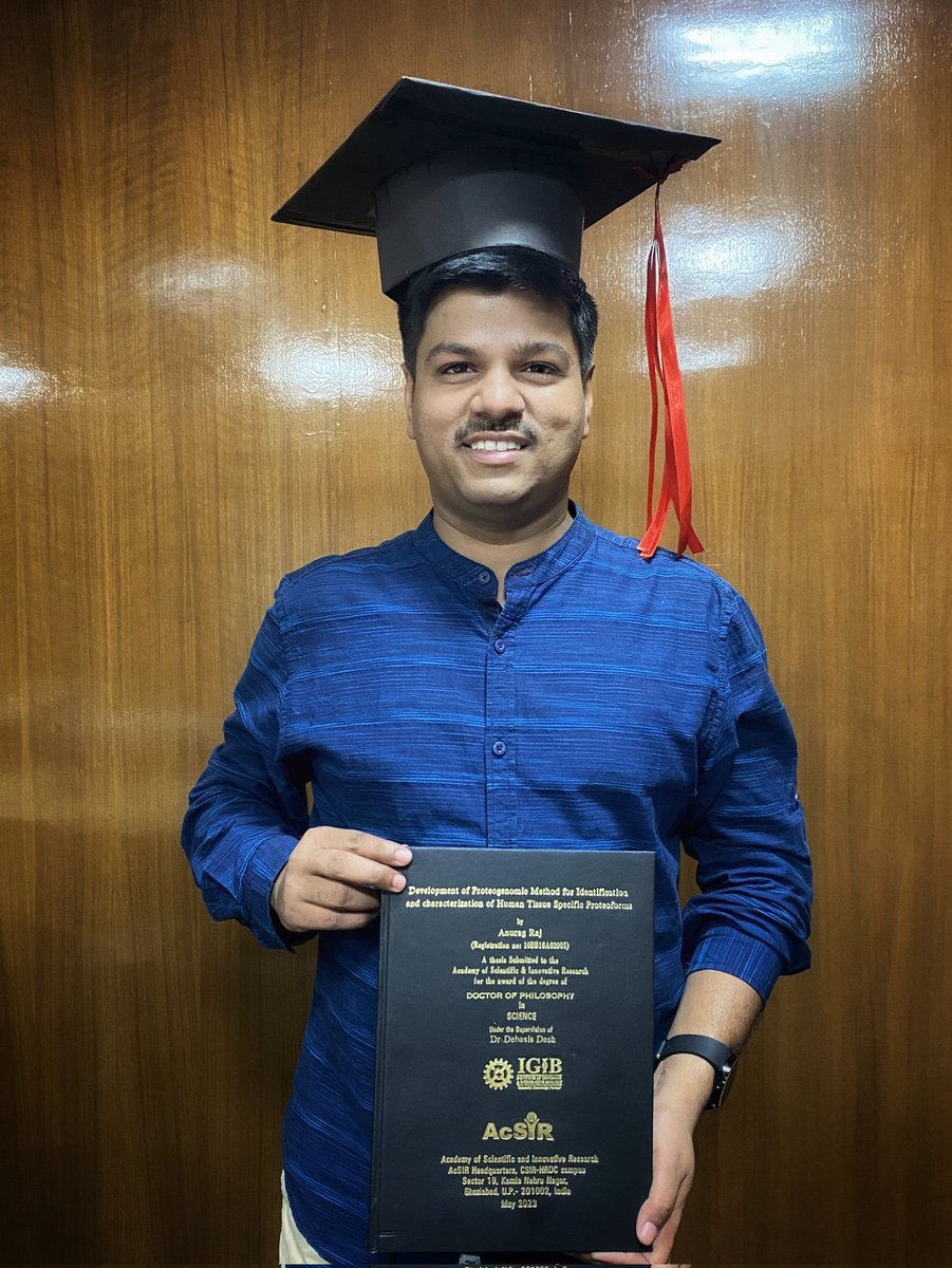 anuragraj_'s tweet image. I'm thrilled to announce that I hav successfully defended my PhD thesis today at @IGIBSocial! My research focused on developing a proteogenomic method for identifying & characterizing human tissue specific #proteoforms.
Thank you @ddigib and @theoneamit
#PhDone
#Bioinformatics