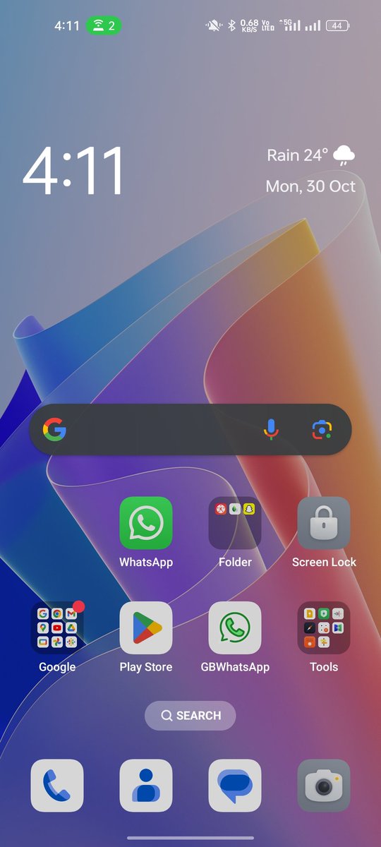 PoojithReddyN's tweet photo. Hlo @OPPOIndia 

What's the shitt is it 

It's showing the insta home screen layout slightly on the phone home page after the update 

Rectify the bug fastly

#OppoIndia https://t.co/3v5c8fBRqn