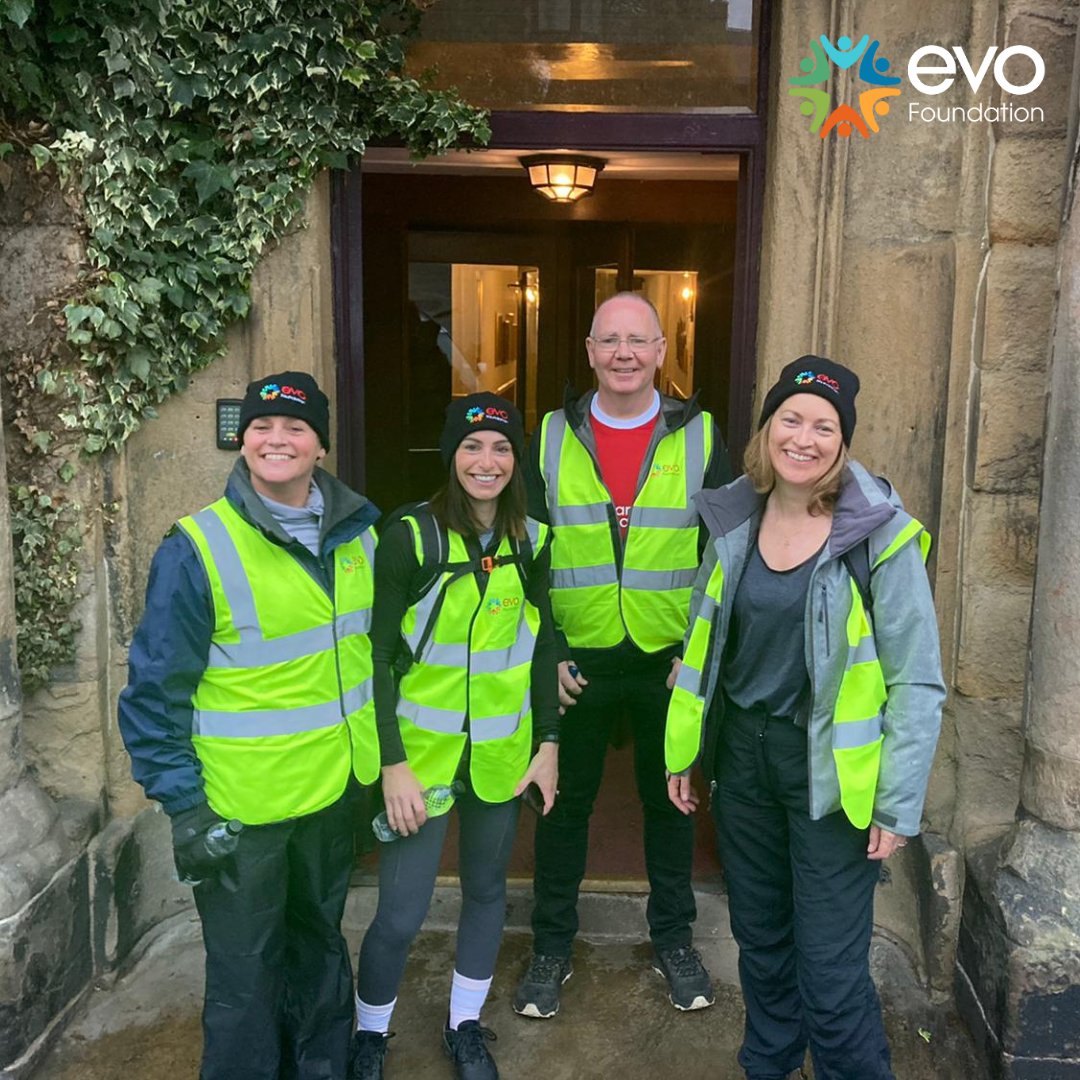 Today's #Walkofevo team joined with Steve early this morning and are starting the week by walking 28 miles from Buxton to Holmfirth!

With 68 miles still to go, we've exceeded our target of £25,00 by over £1,000! Keep supporting by donating to our page: hubs.li/Q0272H7v0