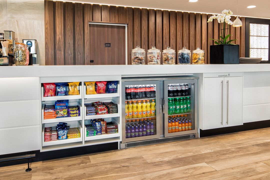 Hampton Stansted (@hbhstansted) on Twitter photo Join <a href="/HiltonHonors/">Hilton Honors</a> - Members are entitled to snacks or refreshments whenever they like during their stay with our complimentary snack bar! π₯€πΏ
Learn more β bit.ly/2HyWxaU
#StanstedAirport #LondonHotel #StanstedHotel Join <a href="/HiltonHonors/">Hilton Honors</a> - Members are entitled to snacks or refreshments whenever they like during their stay with our complimentary snack bar! π₯€πΏ
Learn more β bit.ly/2HyWxaU
#StanstedAirport #LondonHotel #StanstedHotel