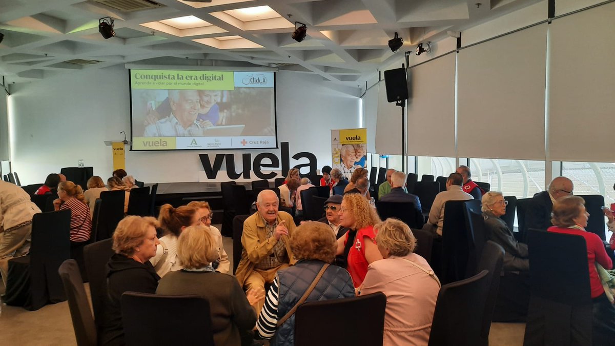 Andalucía Vuela tweet media