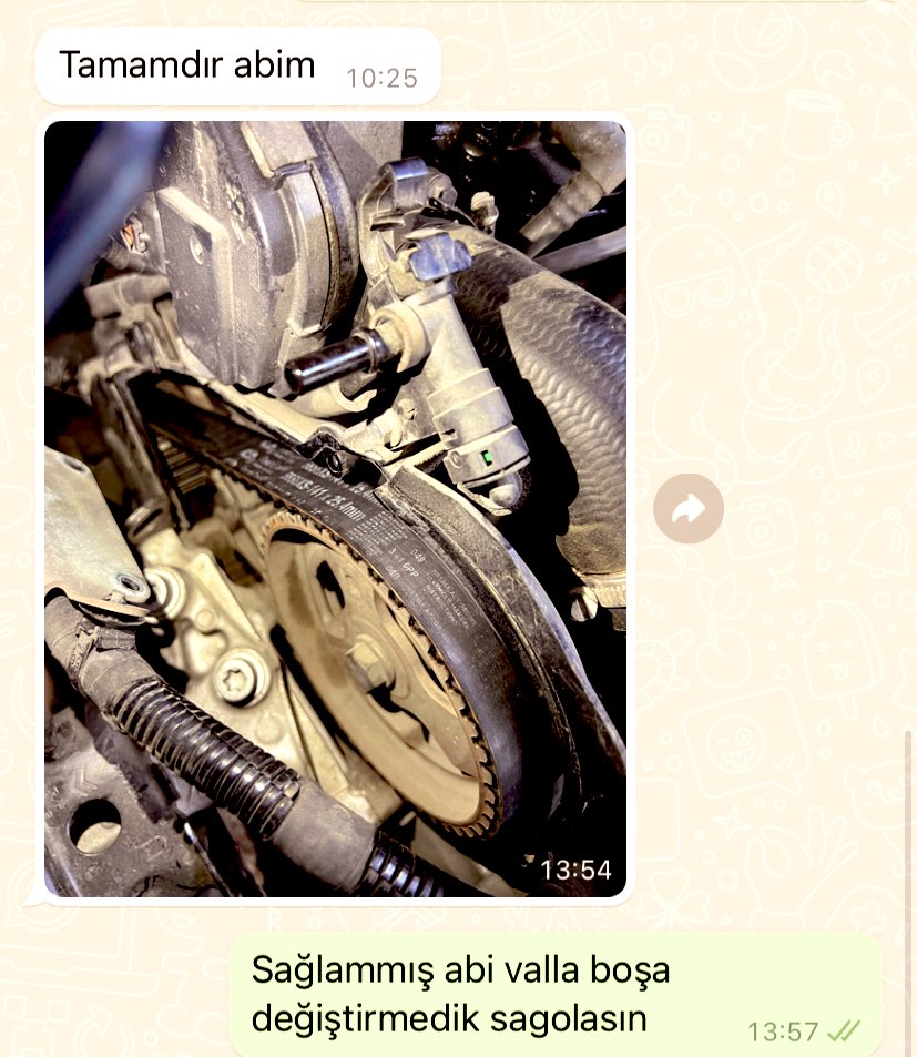Jalminha_'s tweet photo. araçtan bi ses geldi yetkili servise baktırdım triger kopmuş dedi. Kopsa araç gider mi aq. 54.000 TL istediler. Yıllardır götürdügüm kendi ustama götürdüm. Aracı söküp trigeri atmış. benden önceki sahibi 3 ay önce değiştirmiş. Ses termostattan geliyormuş. Ücret bile almadı. https://t.co/ImpSQ8Cd43