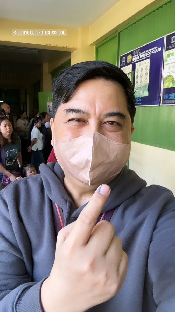 jovefrancisco's tweet photo. Was able to vote just before the afternoon edition of our #BSKE2023 special coverage. #OneNews #OnePH #CignalTV https://t.co/Bq5PTpqn3w