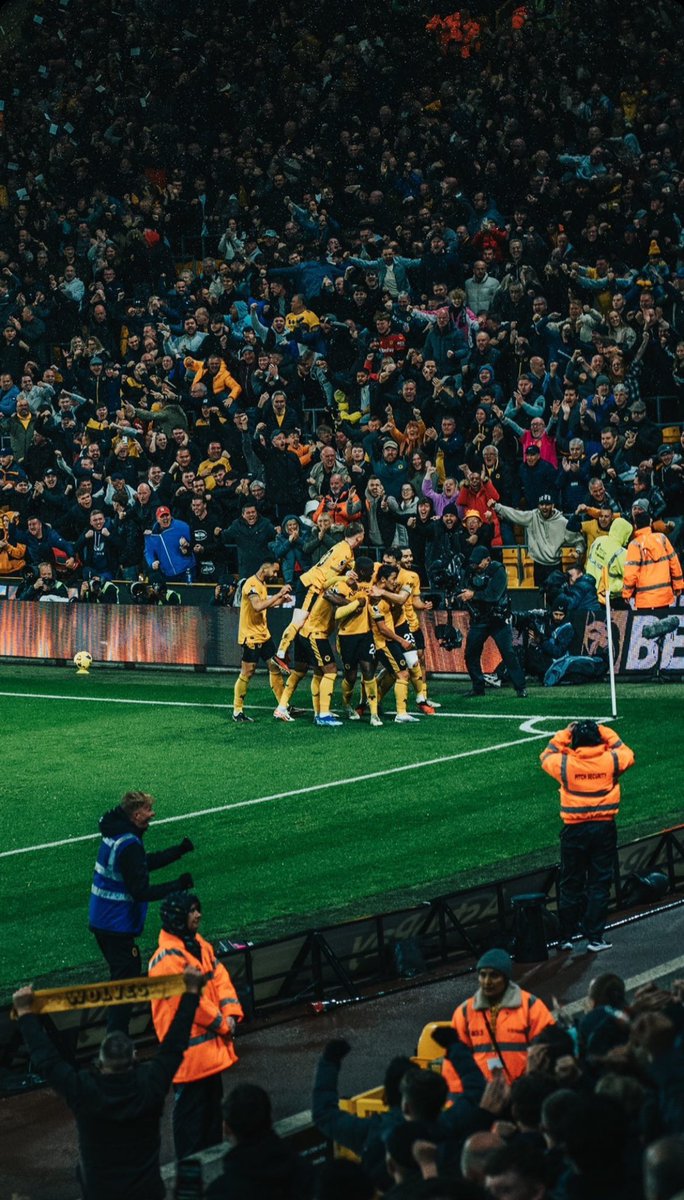 Not a phone in sight, living in the moment how it should be.
#wwfc