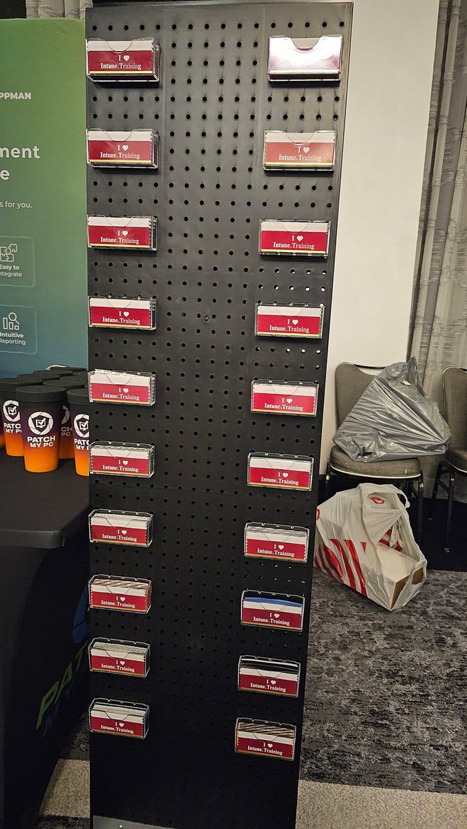 PatchMyPC's tweet photo. Are booth was unattended overnight It appears to have been tampered with paging @OnPremCloudGuy @AdamGrossTX @powers_hell @IntuneTraining
#MMSMiami #MMSMOA #IntuneTraining #MSIntune https://t.co/6i0pa4UxlJ